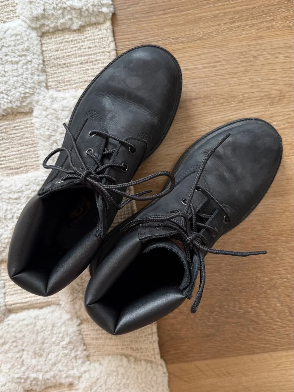 Timberland Youth Classic 6-Inch Waterproof Boot in Black